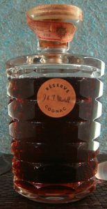 Martell Réserve with a paper duty seal