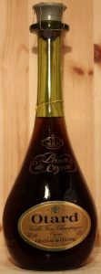 Prince de Cognac, 0,70cl; emblem above 'Otard'; grey stopper
