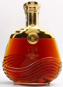 With a paper duty seal; 70cl stated at the bottom (click to see)