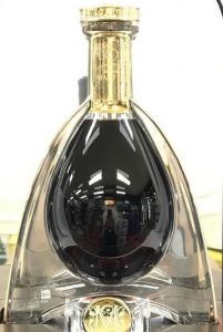 With 700ml stated below on the left foot