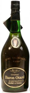 70cl stated on the left and 40%vol; 'fine champagne vieillie par Otard'