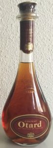 Content and abv stated on the back, 70cl. With a cotisation and a recycling mark.