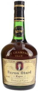 not less than 24 fl. ozs. and 70° Proof stated (1970s)