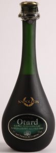 '70cl' stated on the left side and 40%vol on the right in smaller letters; under Otard is printed: 'Extra Fine Cognac' and 'Bahrain Airport Tax Free Shop'; nothing on the back (1980s)