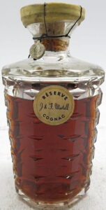Martell Réserve with a metal seal (5 pointed star, 1950s)
