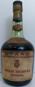 20 ans d´age; VSOP is not indicated; with 40° stated; metal head seal (sigillo testa di donna); late 1940s