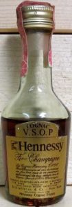 1/16 pint stated; on upper part of label: 'cognac VSOP' (in stead of just VSOP)