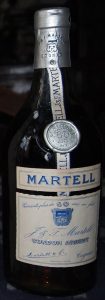Garanti plus de 60 ans en fut; with 60 ans stated in the wax emblem too; corked cap (1933-40)