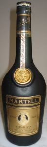 700ml stated; black cap (Asian market); 'Special Réserve Liqueur Cognac'; notice white Asian characters on top of the cap
