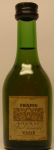 4.5cl fine champagne; above it only says 'Frapin'; 40% and 5cl are printed in smaller letters