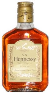 200ml stated; VS stated above Hennessy; no dark band underneath