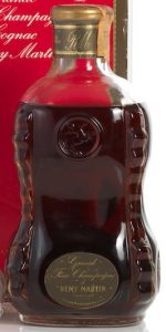 Vieille Réserve stated on the neck; Age Inconnu stated on box; (click to see: just above the stopper lying on the foreground); 70cl, with paper duty seal