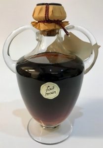 Très Vieille Grande Champagne, only one sticker: 'Fait main'; 0.70L stated on the hanging card