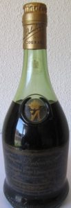 Extra Vieille grande fine champagne; 40% stated; the 'N' in the shoulder blob is wrong sided (1950s)