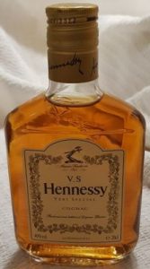 e20cl stated; VS stated above Hennessy; no dark band underneath