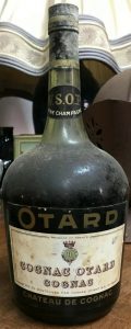 VSOP fine champagne is stated on the neck label (est. 1960s)