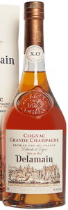 With 'Délicate et legère'. 750ml left, Alc. 40% by vol. right. Little detail: it says 'du' cognac. 