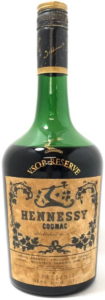 Asian import, Boustead trading; with screw cap (1970s); 0,7 stated at the bottom