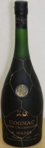 0.70L and 40%vol stated, fine champagne, XO in italics, with filigrane; no back label