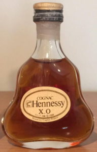 3cl; cognac on top line and XO on third line; Asian text