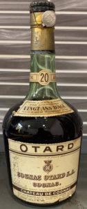 20 ans d'age, volume not stated (Italian metal duty seal with star; 1950s) (VSOP is not stated)