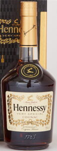 750ml stated (Pininfarina); below Jas. Hennessy & Co: Cognac, France