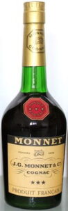 70cl (not stated), three stars in black; Monnet on a dark grey background; 'Produit Français'; (1970s)