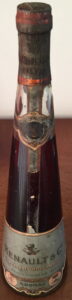 Old Renaukt, Alsace shape bottle is used.