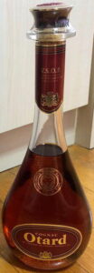 70cl; commemorative edition, 100 years advertizing; with the lion's head on the shoulder