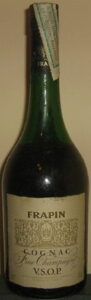 Frapin on top of the label; 70cl VSOP fine champagne; duty seal on top (Portuguese)