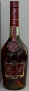Left of cognac is written 70cl e; right of cognac it says: 40%vol; on the back: Cognac Frankreich