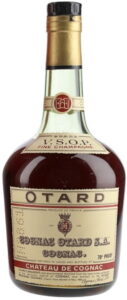Without an emblem on the capsule; 70 proof stated; on shoulder label VSOP is printed above 'fine champagne'; 1961