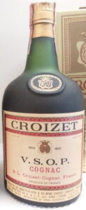 Different emblem in blob; 'VSOP cognac'; Italian import, 750cc stated 