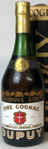 Grappes d'Or, white label; 700ml stated in the upper left