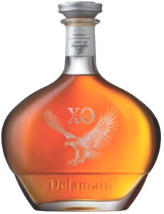 XO, l'Aigle, 700ml indicated on the back
