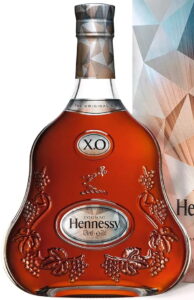 Hennessy XO and Ice, silver and bronze coloured capsule and label, 2019, 70cl