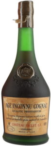 With a stamp on the lower left; content and abv in black, somewhat higher (1970s)