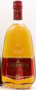 1L, not indicated, but seen standing next to a 700ml bottle