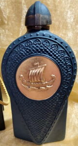 Viking with shield, 70cl, blue, big ship (ca. 1998)
