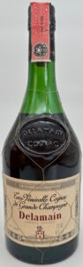 700ML and an Italian Duty seal; import by Sagna & Figli S.P.A.