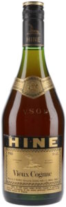 VSOP vieux cognac; 24 fl ozs. stated above on the right (1970s)