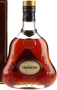 XO 35cl, Cognac is in smaller letters than on previous bottle; on the back the US phrase beginning with: according to the surgeon general.