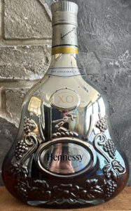 Nr. 4: Odyssey 1 by Arik Levy without volume or ABV stated; 70cl indicated on the back; Singapore import (2010)
