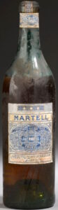 Wehrmacht Marketenderware - verkauf im freien handel verboten; vente dans le commerce interdite; with a 'Martell'- label but without a metal foil capsule; very aberrant label; (1940-45)