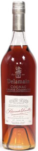 New type label; under the embleme it says: "Très vieux Cognac issu d'un seul fût de chène indivuellement réserve à la famille Delamain"