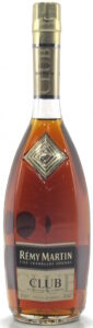 70cl e stated; below club is printed: 'A.O.C. Cognac Fine Champagne'