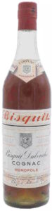 Said to be 70cl; Bisquit in large letters on top of the label; BD&Co stated (vaguely) left of the emblem; 1950s