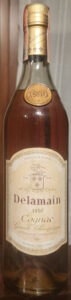 With a paper duty seal; content and date of bottling are indicated on the box: 700ml, 1999; import by Sagna
