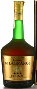 700ml and 40%vol indicated; without embossed emblem on the shoulder; Portuguese import