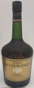 Product de France printed; importer data below; 70cle is indicated on the black part of the label (below)